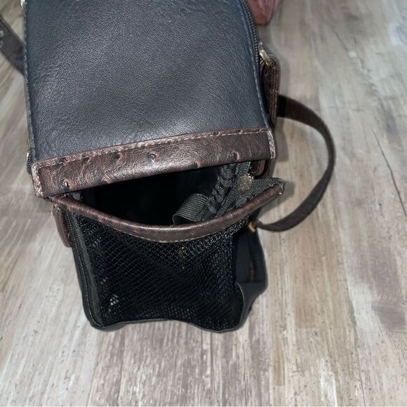 New Bueno dog tote-carrier with on board storage - Picture 12 of 12